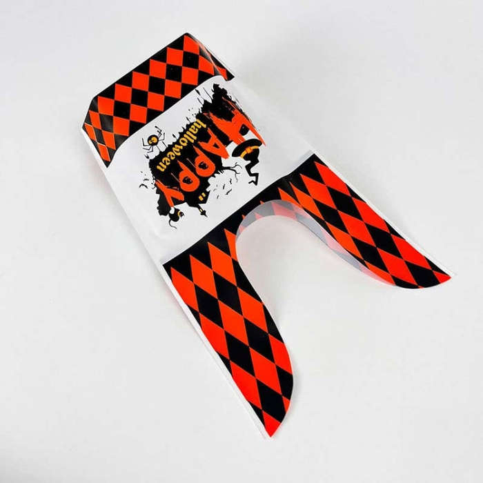 50pcs /Pack Halloween Packaging Bags Candy Snacks Treat Bags, Size: 13.5x22cm(Little Zombie)