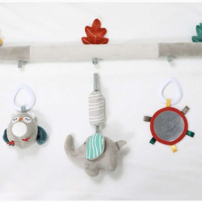 Toddler Baby Nursery Toy Bed Crib  Arch Toy Cart Pendant(Little Bird)