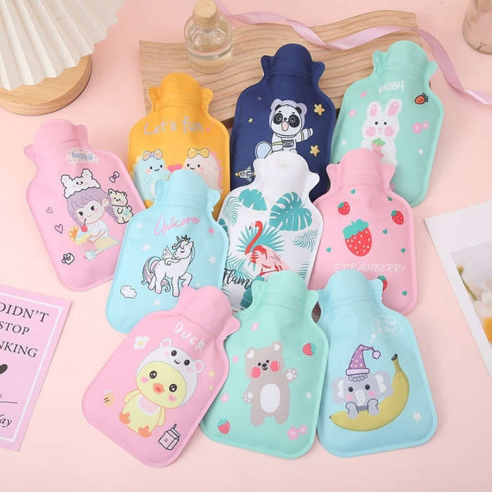 Small 17x11cm Cartoon Water Filled Hot Water Bag Mini High Density PVC Winter Warm Water Bag, Sty...