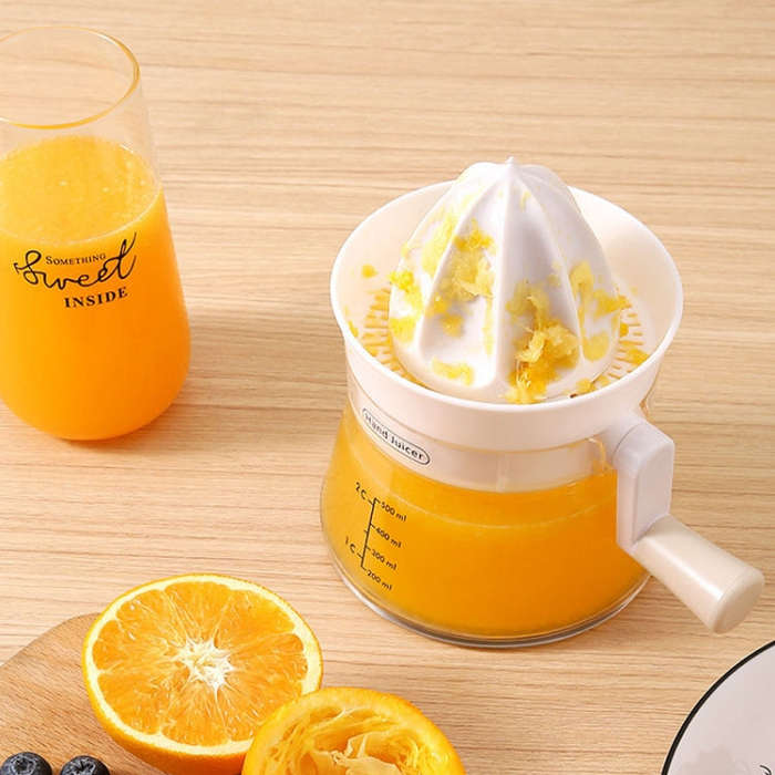Household Manual Juicer Kitchen Hand Crank Fruit Extractor(Yellow)
