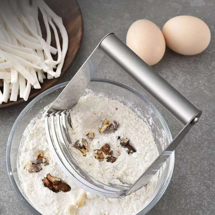 Stainless Steel Cutter 5-Layer Curved Dough Mixer Kitchen Baking Flour Cutter Gadgets(91g)