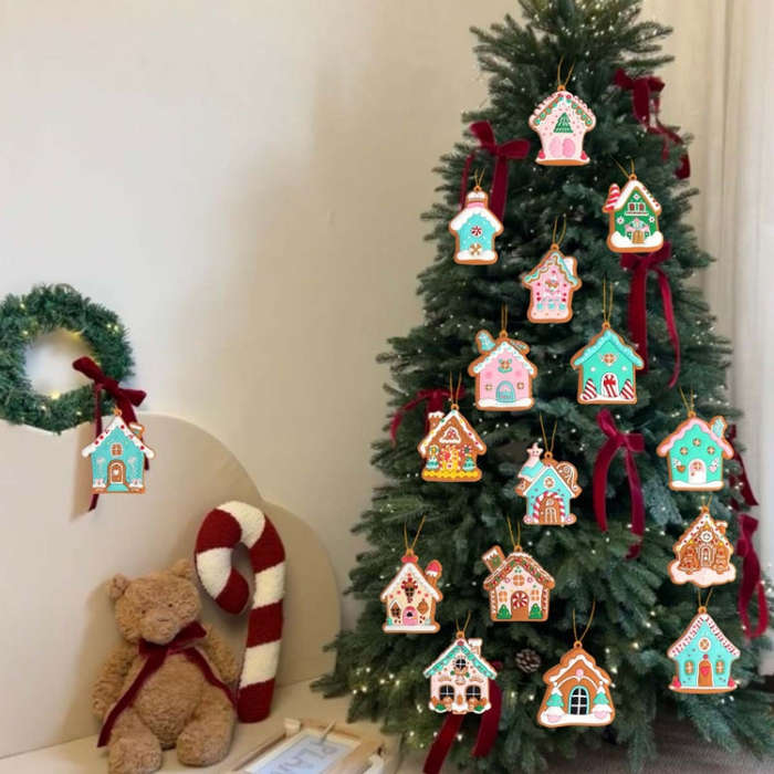 8pcs /Set B PVC Christmas House Pendants Christmas Tree Decorations Scene Arrangement Props