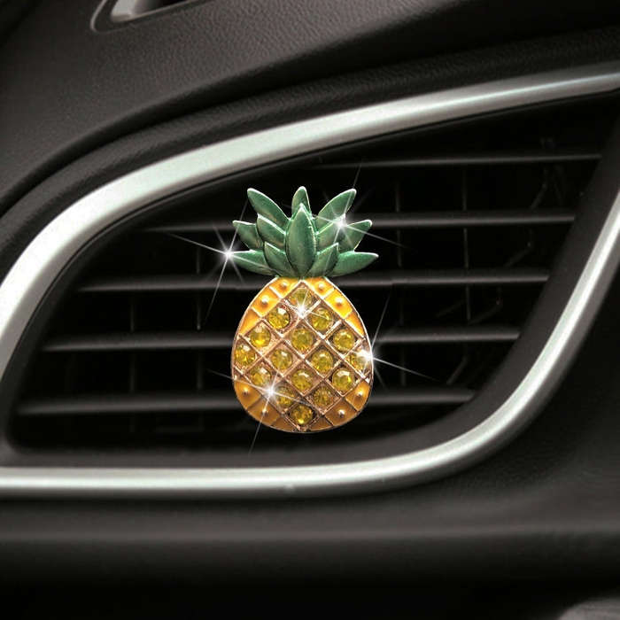 Car Air Conditioning Vent Pineapple Decorative Aromatherapy Clip(Rhinestones)
