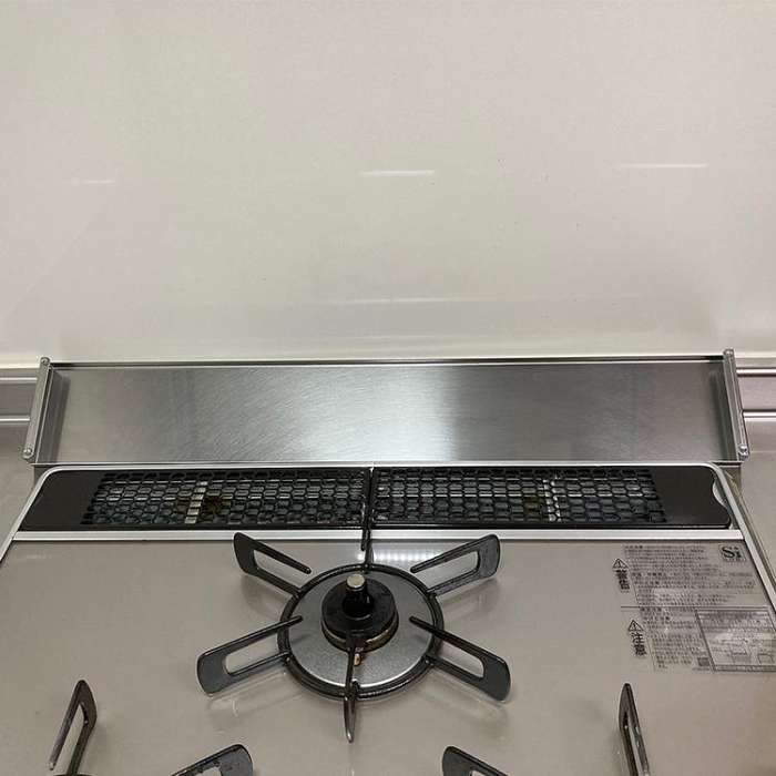 Stainless Steel Exhaust Vent Cover Gas Stove Cover Seasoning Rack Oil Splash Guard 64x10x2.5cm