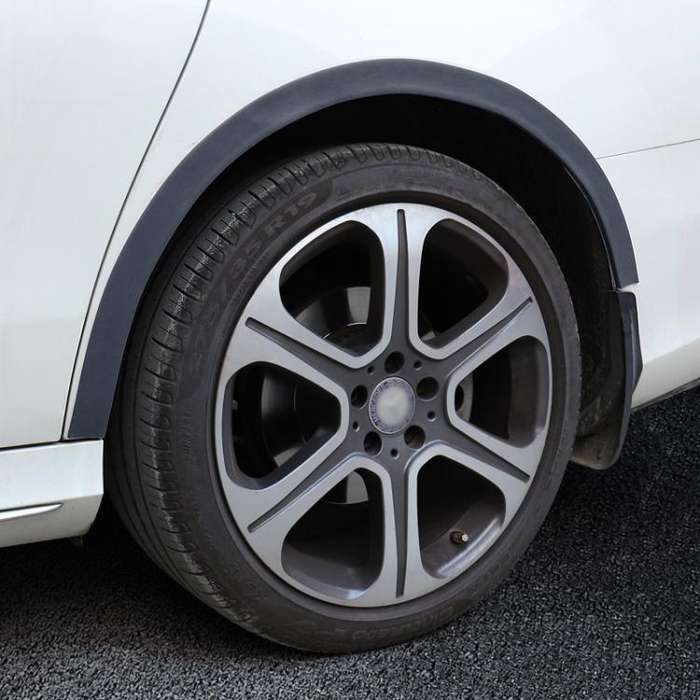 4.5cm Wide Self-Adhesive Car Wheel Arch Trim Protective Strip Anti-Scratch Guard for Vehicle Door...