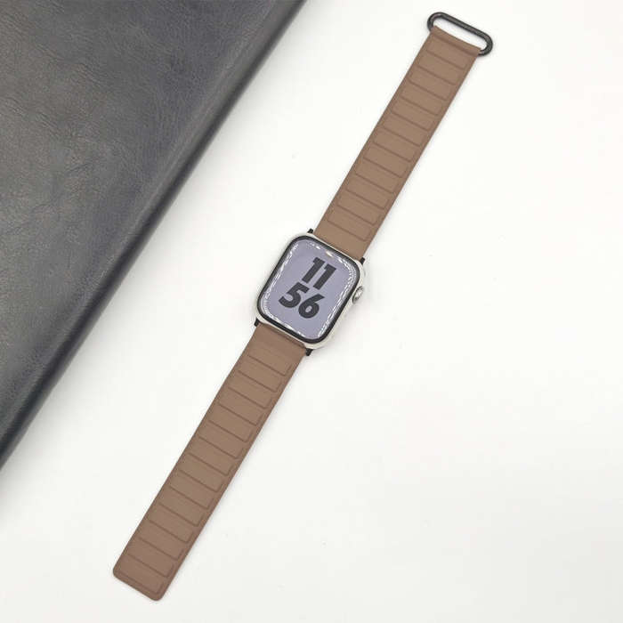 For Apple Watch SE 2022 44mm Reverse Buckle Magnetic Silicone Watch Band(Black Buckle Coffee)