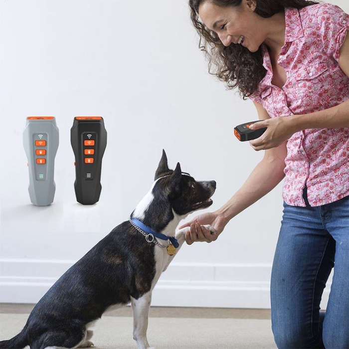 LED Flashing Light Handheld Ultrasonic Bark Arrester Frequency Conversion Training Device(Black+O...