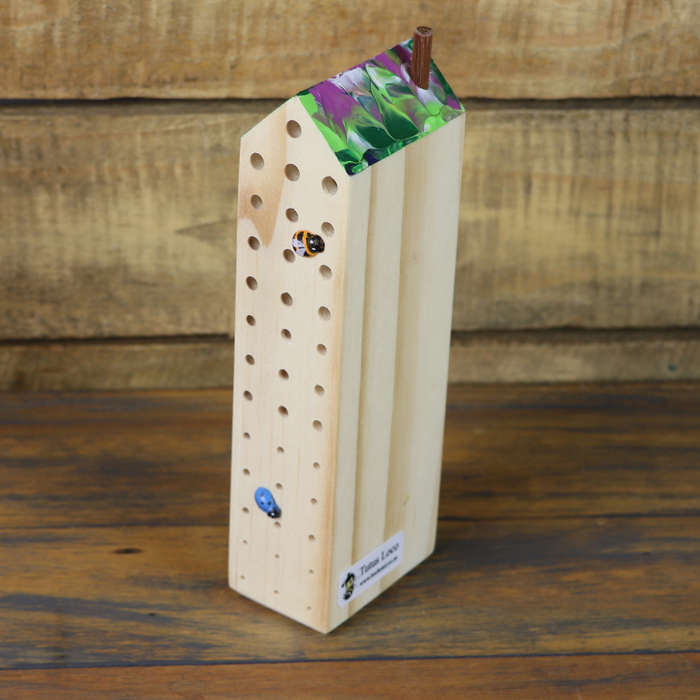 Bee Hotel (Single 20cm)