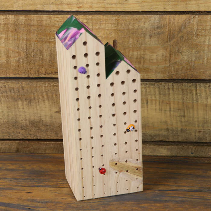 Bee Hotel (Double 25/20cm)