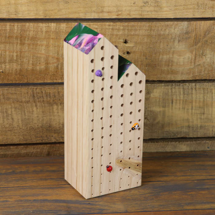 Bee Hotel (Double 25/20cm)