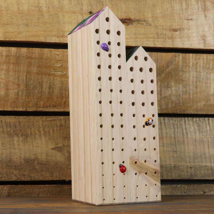 Bee Hotel (Double 25/20cm)