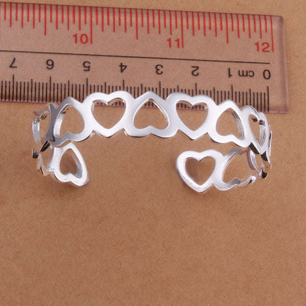 Hollow Heart Bracelet