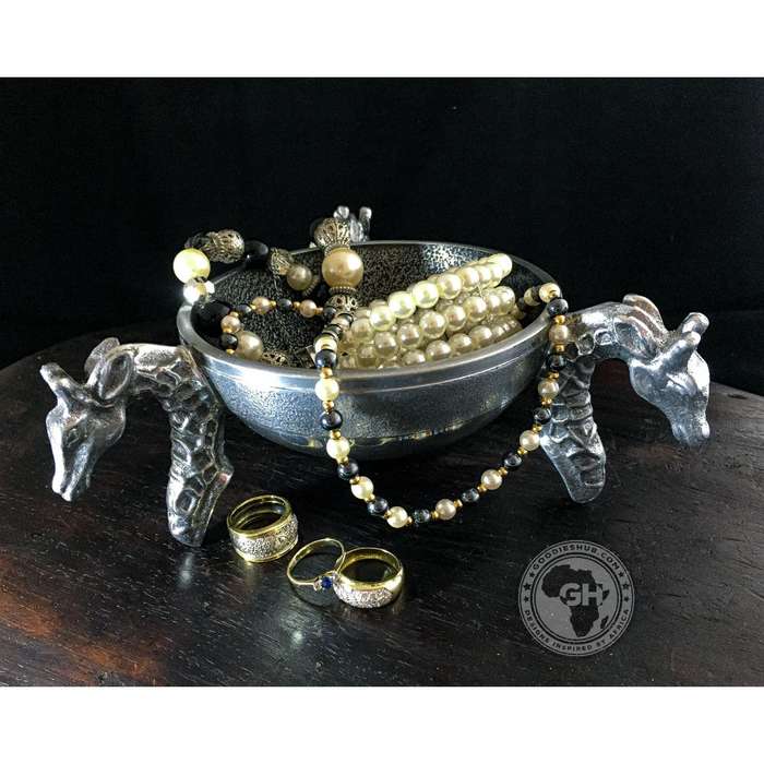 Giraffe Snack Bowl Small - Lamu Aluminium Tableware