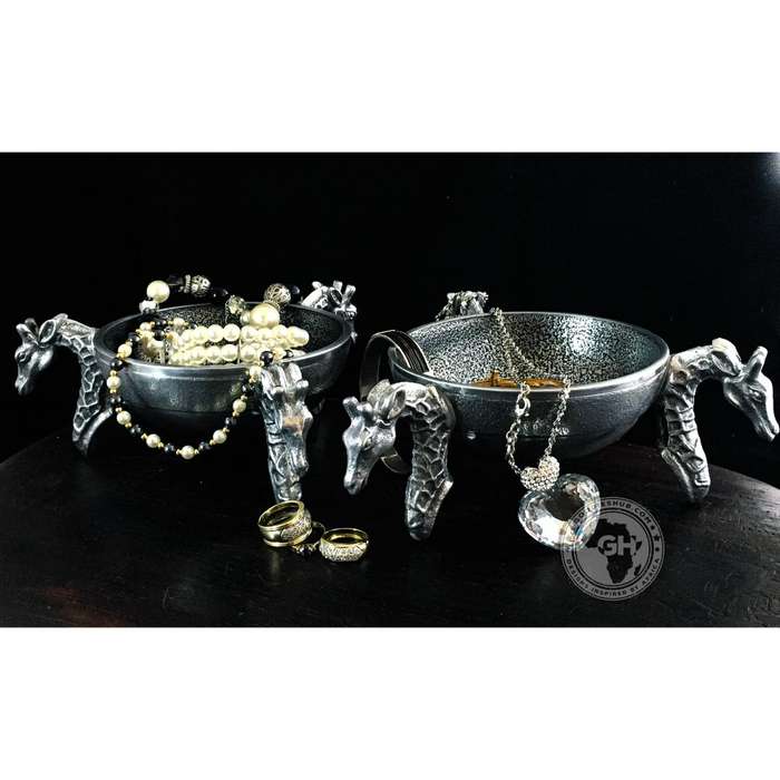 Giraffe Snack Bowl Small - Lamu Aluminium Tableware