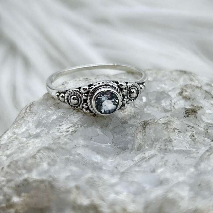 Sterling Silver Blue Topaz Crystal Faceted Ring