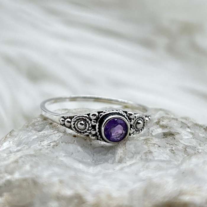 Sterling Silver Amethyst Faceted Crystal Ring