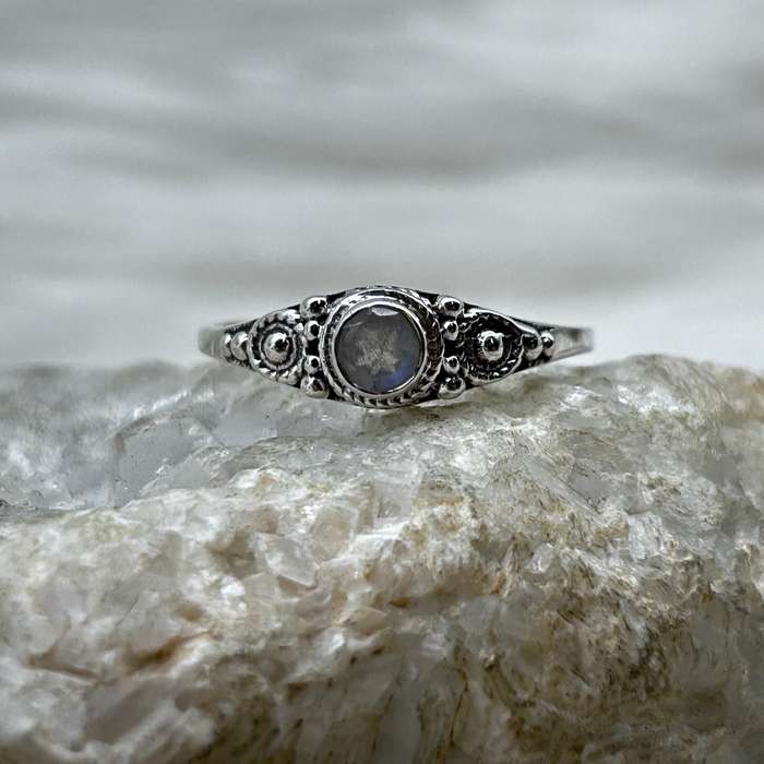 Sterling Silver Moonstone Faceted Crystal Ring