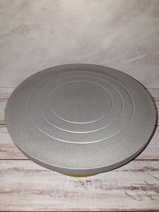 Heavy duty rotating cake stand. 34cm, turn table