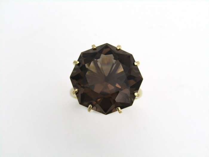 9K gold smoky quartz ring.