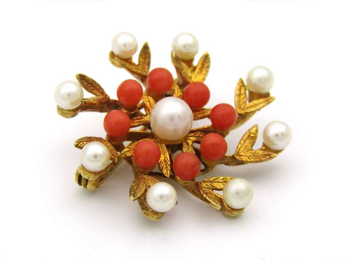 9K gold pearl and coral brooch, London 1964, by H&T.