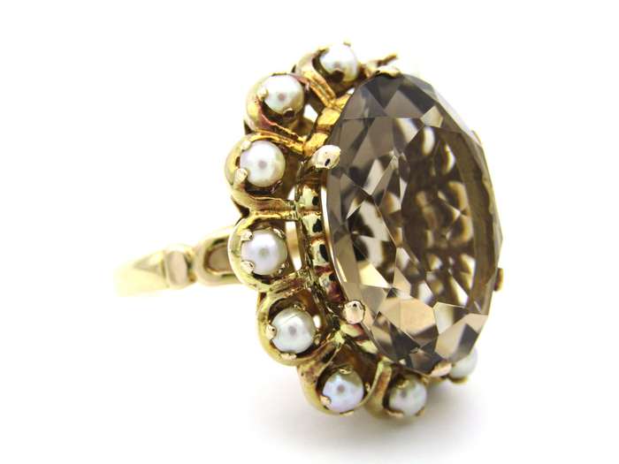 9K gold smoky quartz and pearl ring by Zeeta, circa 1950's.