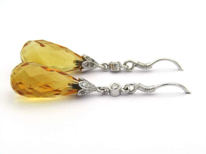 18K gold citrine and diamond drop earrings.