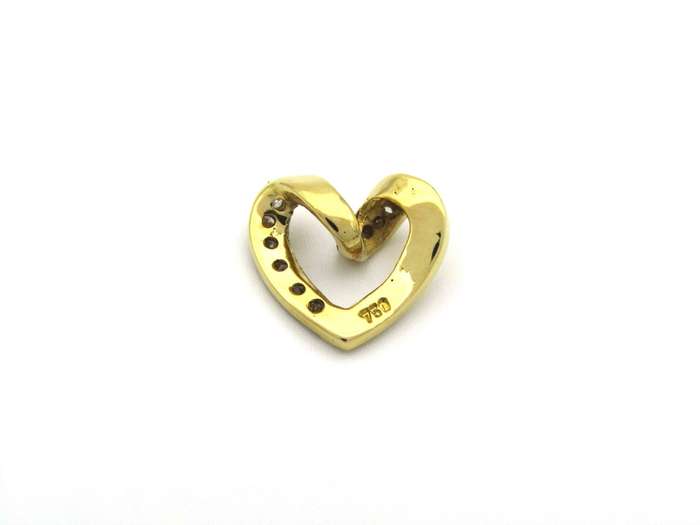 18K gold diamond heart.