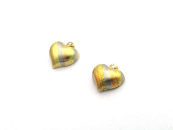 18K gold tri-colour gold diamond heart earrings by Jka Köhle, circa 1970's.