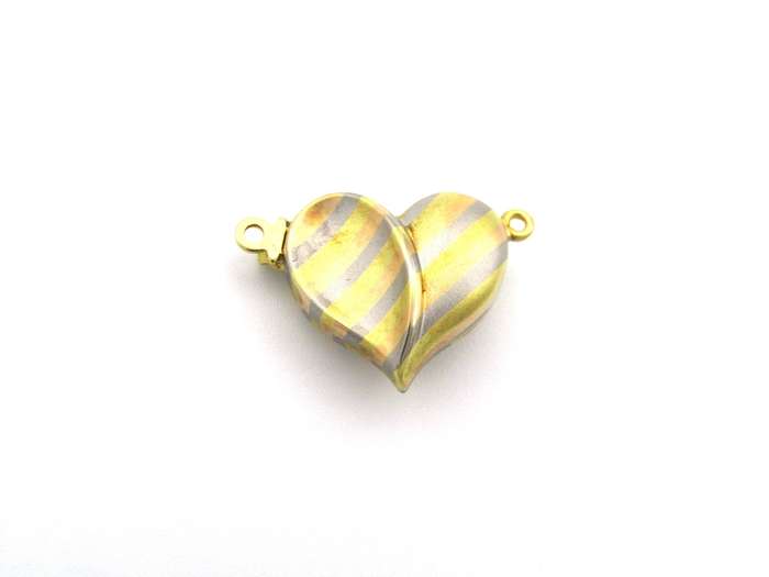 18K gold tri-colour gold heart clasp by Jka Köhle, circa 1970's.
