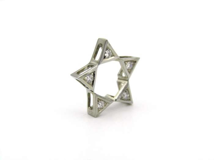 18K gold diamond star pendant, circa 1940's.