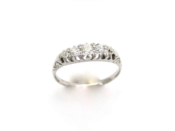 18K gold Victorian diamond ring, Sheffield, circa 1880's