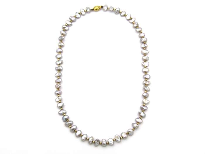 9K gold freshwater pearl necklace, circa 1970's.
