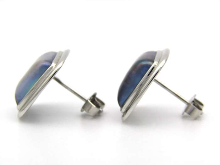 9K gold square mabé pearl stud earrings.