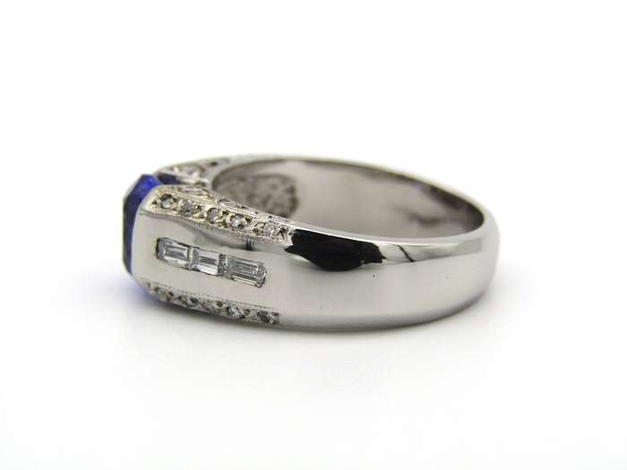 9K gold tanzanite and diamond ring.
