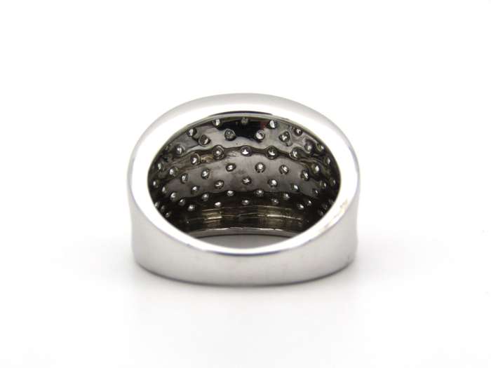 18K gold diamond ring.