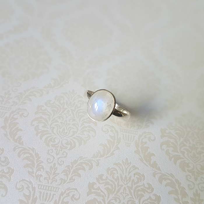 Serenity Rainbow Moonstone Sterling Silver Ring - 8/18mm