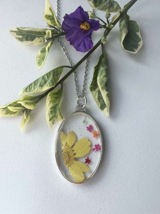 Lovely Daisy Epoxy Crystal
