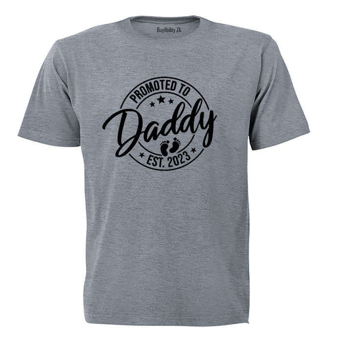 Daddy EST 2023 - Adults - T-Shirt