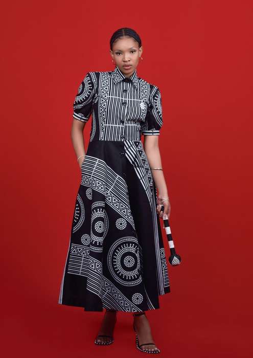 KwaNtu Maxi-Shirt Dress - Black