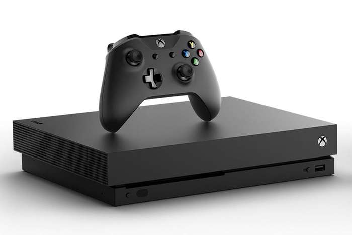 Xbox One X 1TB + Wireless Controller