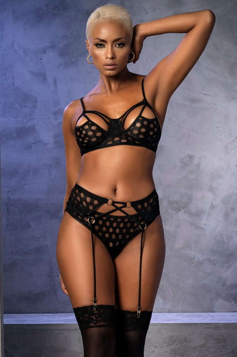 On Your Knees Pothole Bra Set