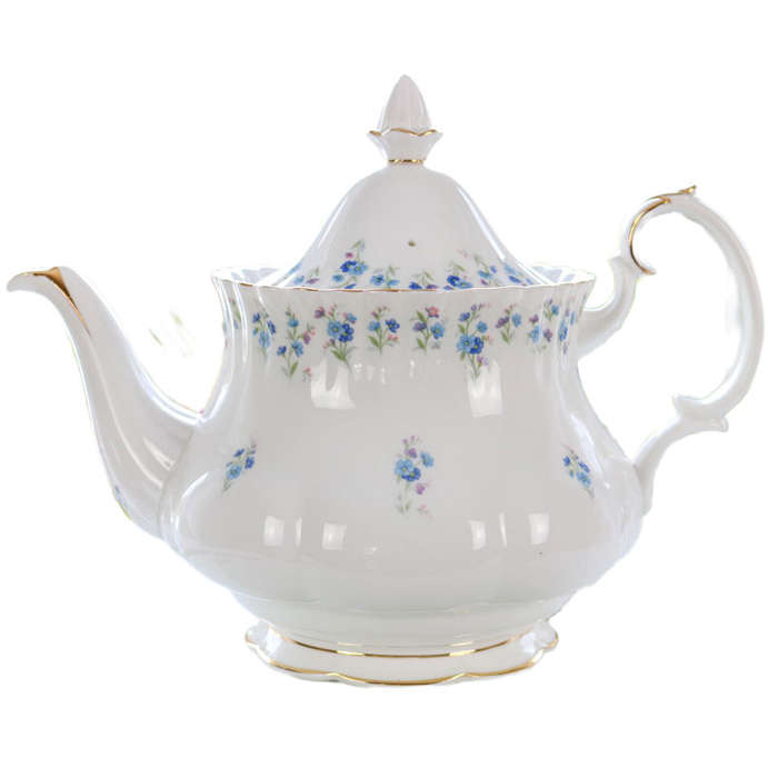 Royal Albert Memory Lane Tea Pot Large