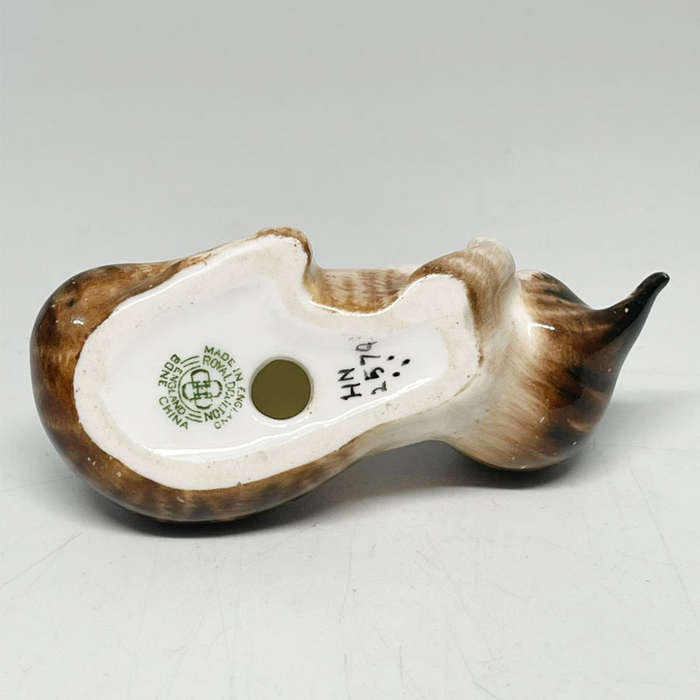 Royal Doulton Kitten Lying On Back HN2579