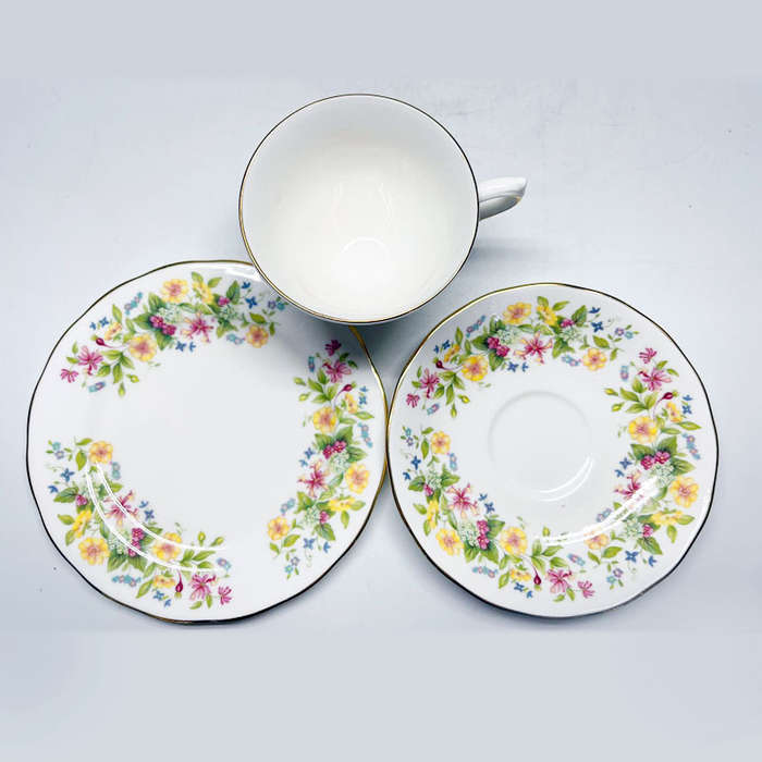 Colclough Tea Trio Hedgerow 8682