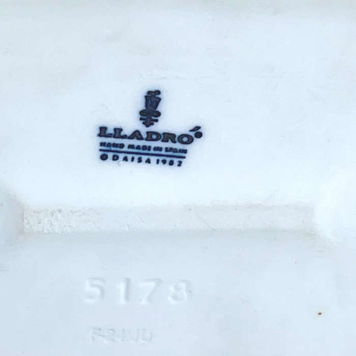 Lladro Daisa Stubborn Donkey Figurine 5178