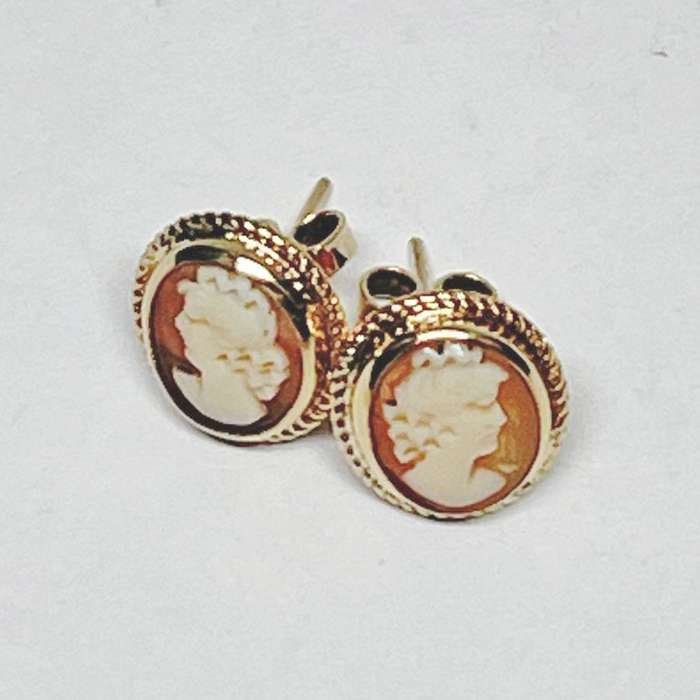 Pair 9ct Gold Conch Shell Cameo Earrings