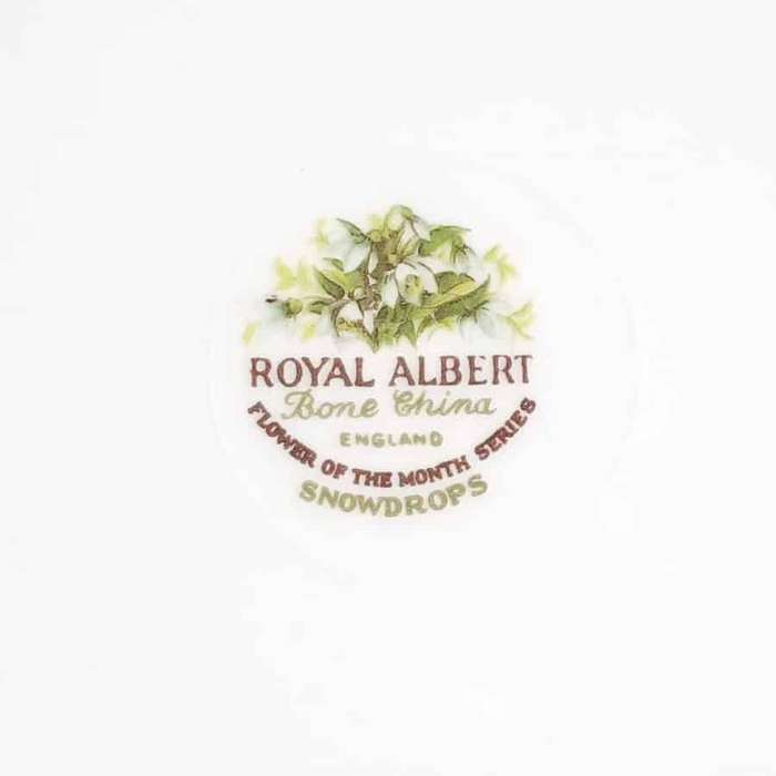 Royal Albert January Large Cake Plate Flowers Of The Month