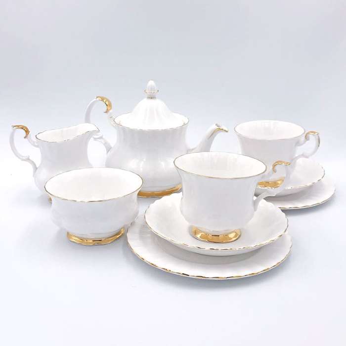 Royal Albert Bachelor Tea Set Val Dor