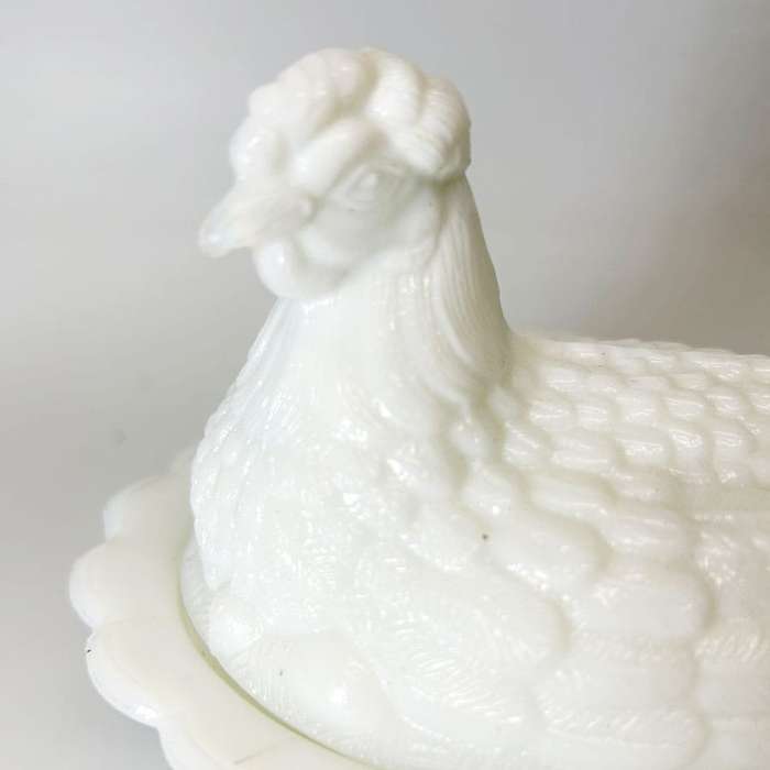 Milk Glass Hen On Nest C1940