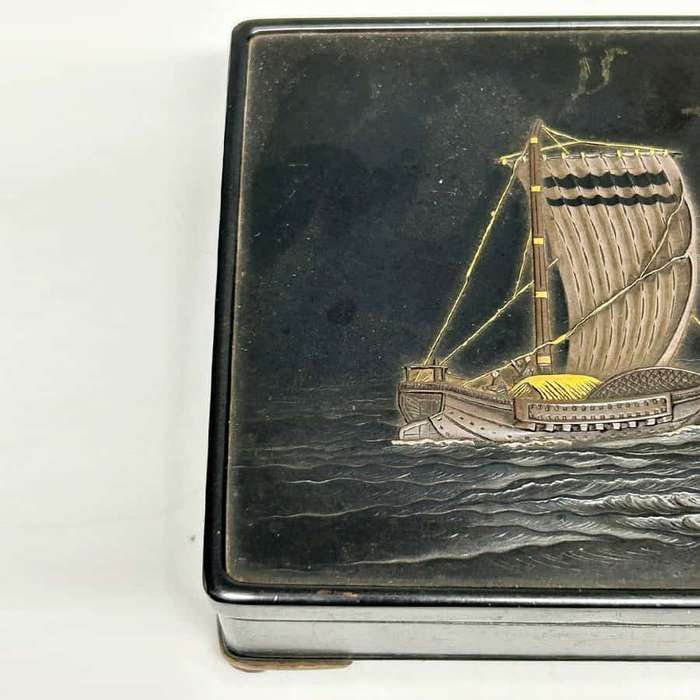 Japanese Bronze and Mixed Metal Meiji Box Kyoto Kurado Zo 19th